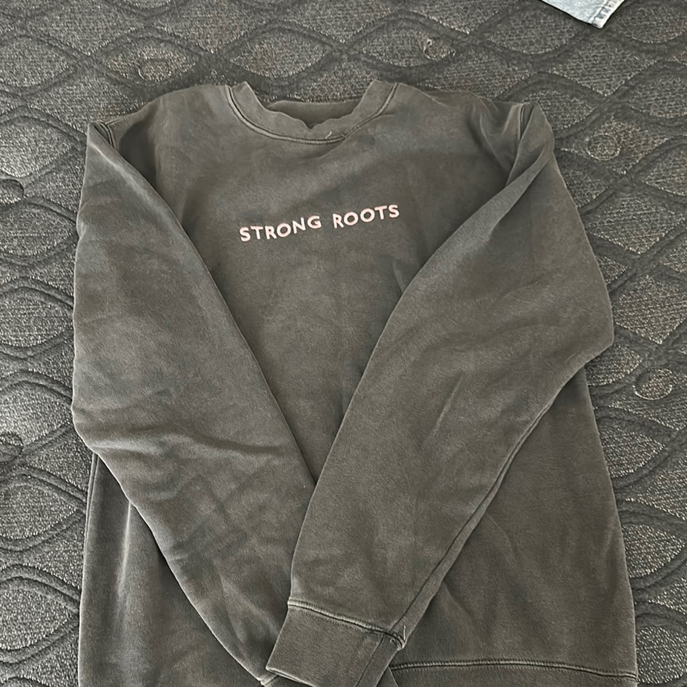 Gray Crew Neck Sweater Cozy Casual Style